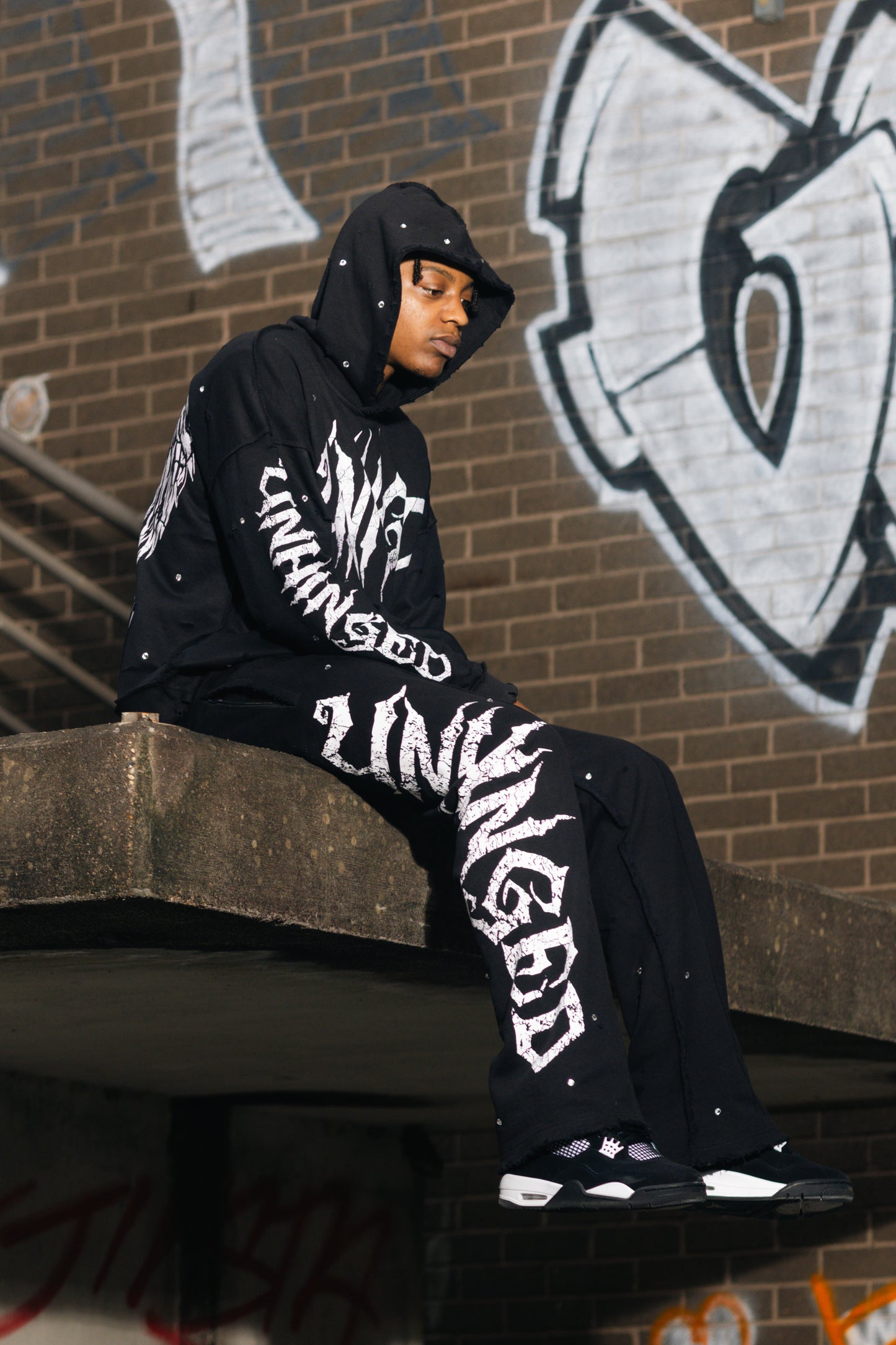 "UNHGD" HOOD & PANTS